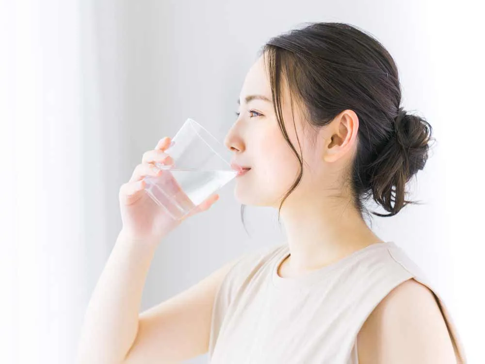 安静と水分補給